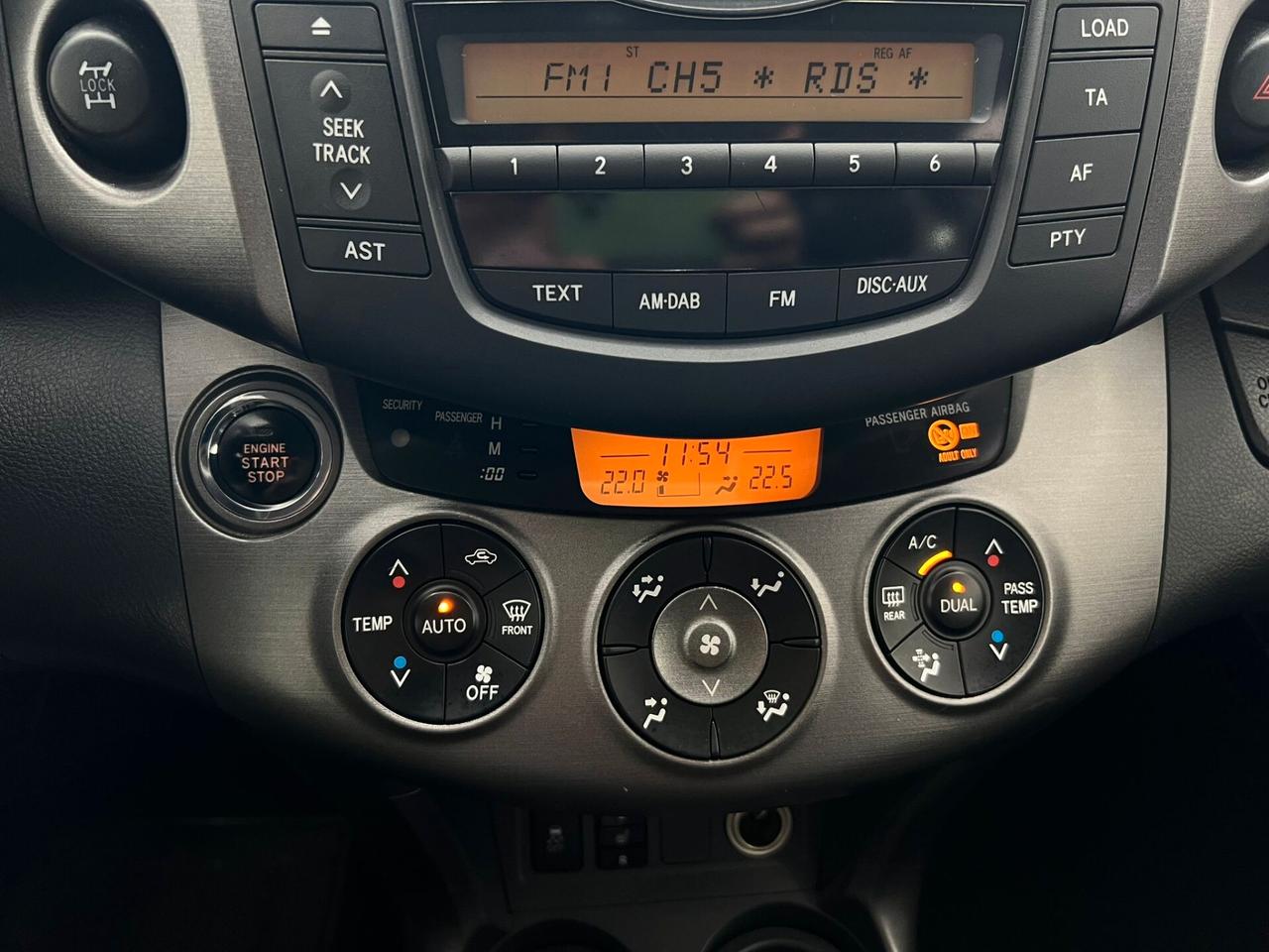 Toyota RAV4 2.2 d-cat Luxury CAMBIO AUTOMATICO