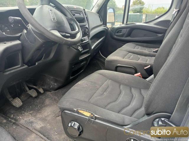 IVECO Daily 33S11A8V 2.3d + IVA 22%