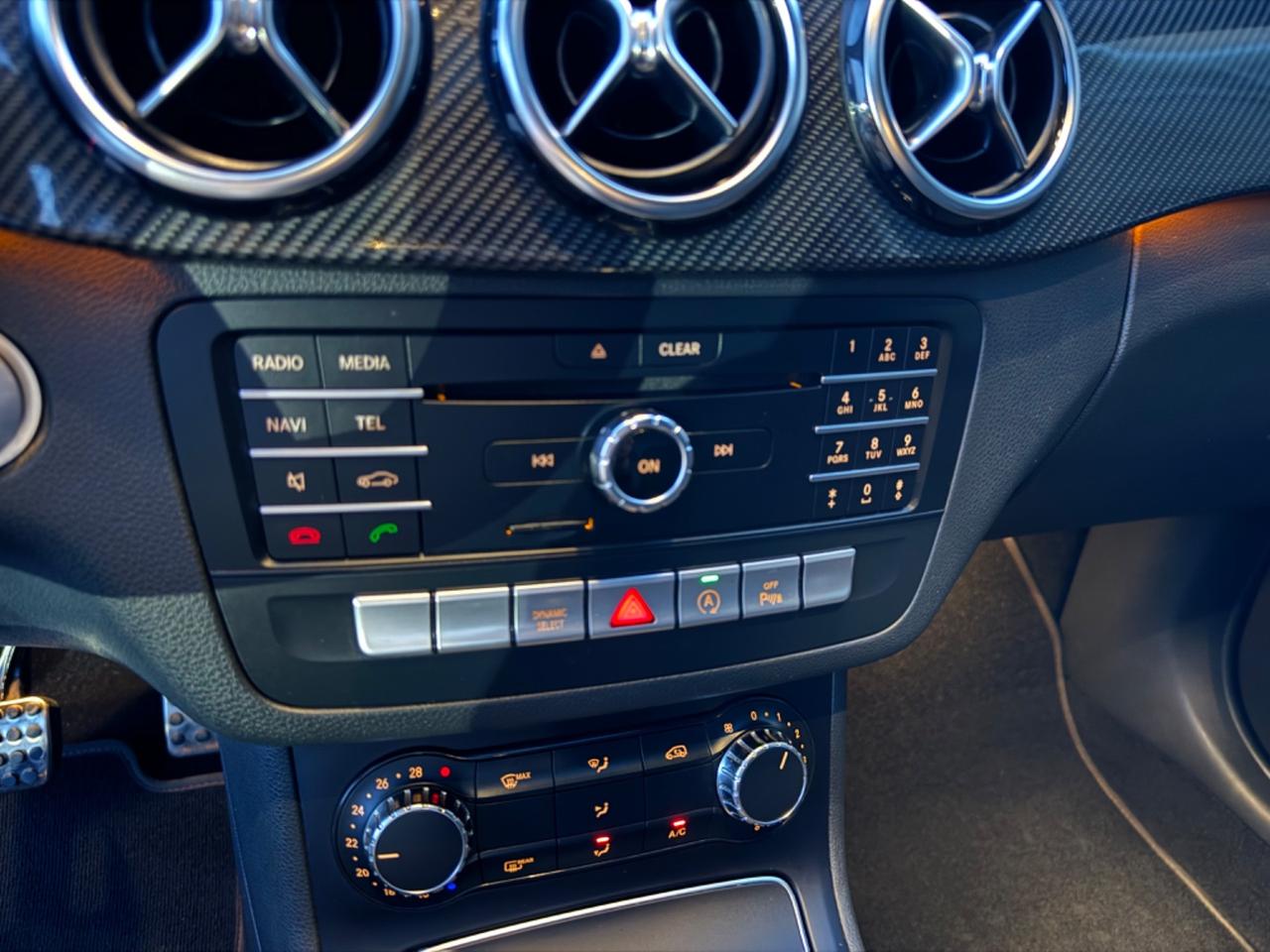 Mercedes-benz B 180 B 180 d Premium