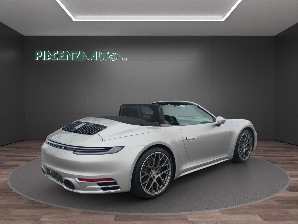 Porsche 911 Cabrio 3.0 Carrera auto