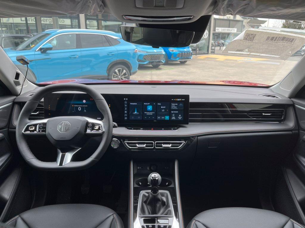 MG HS 1.5 Luxury del 2025