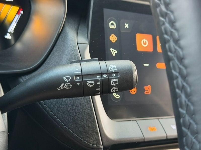 MG ZS HEV 1.5 Hybrid+ Luxury "ARGENTO"
