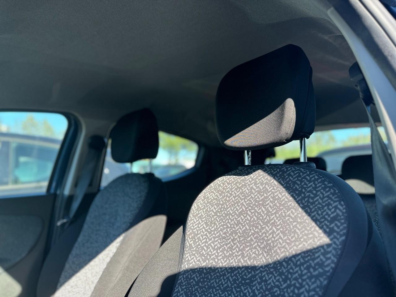 LANCIA Ypsilon III 2021 - Ypsilon 1.0 firefly hybrid Silver s&s 70cv