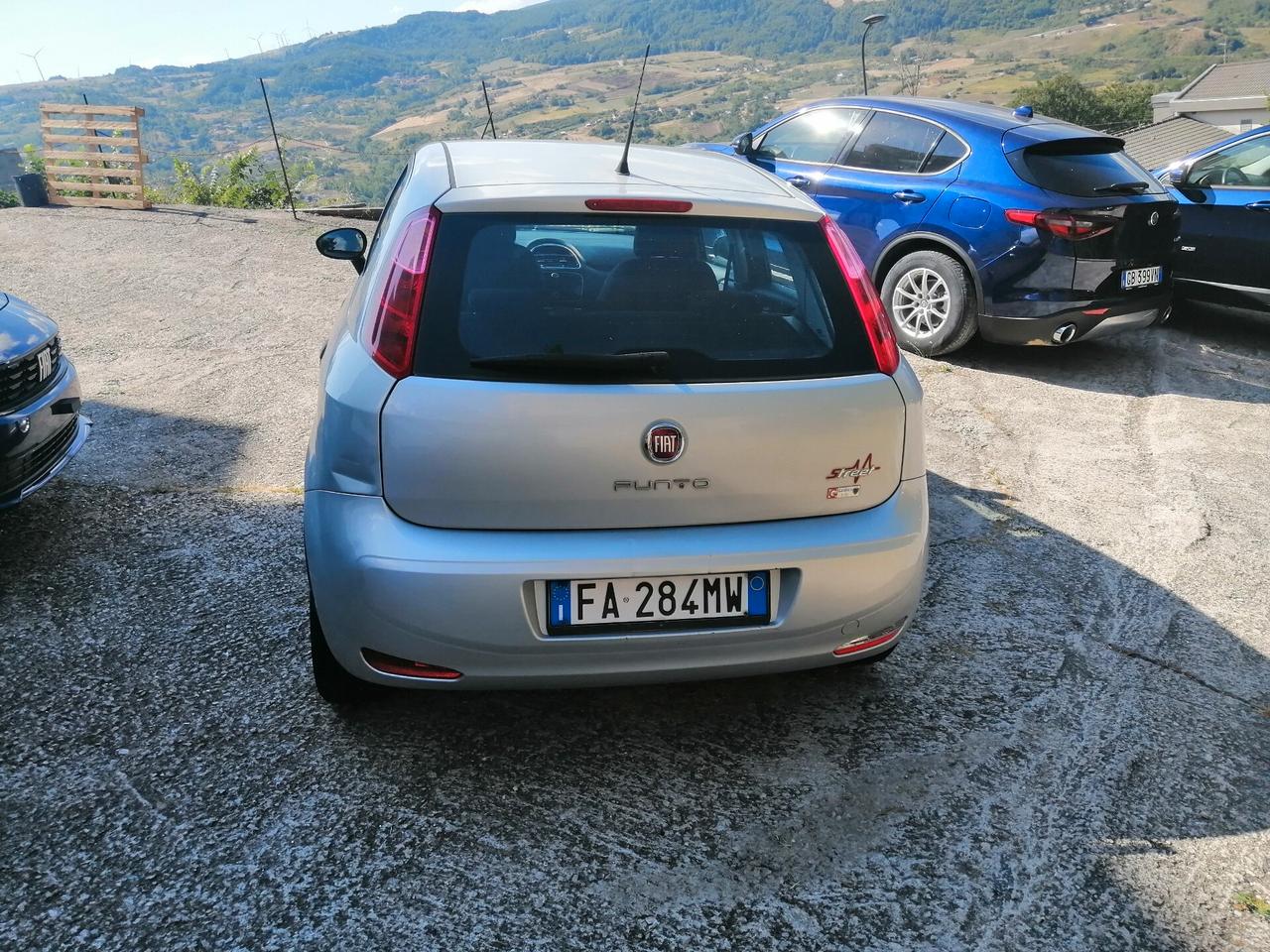 Fiat Punto 1.4 8V 5 porte Easypower Street