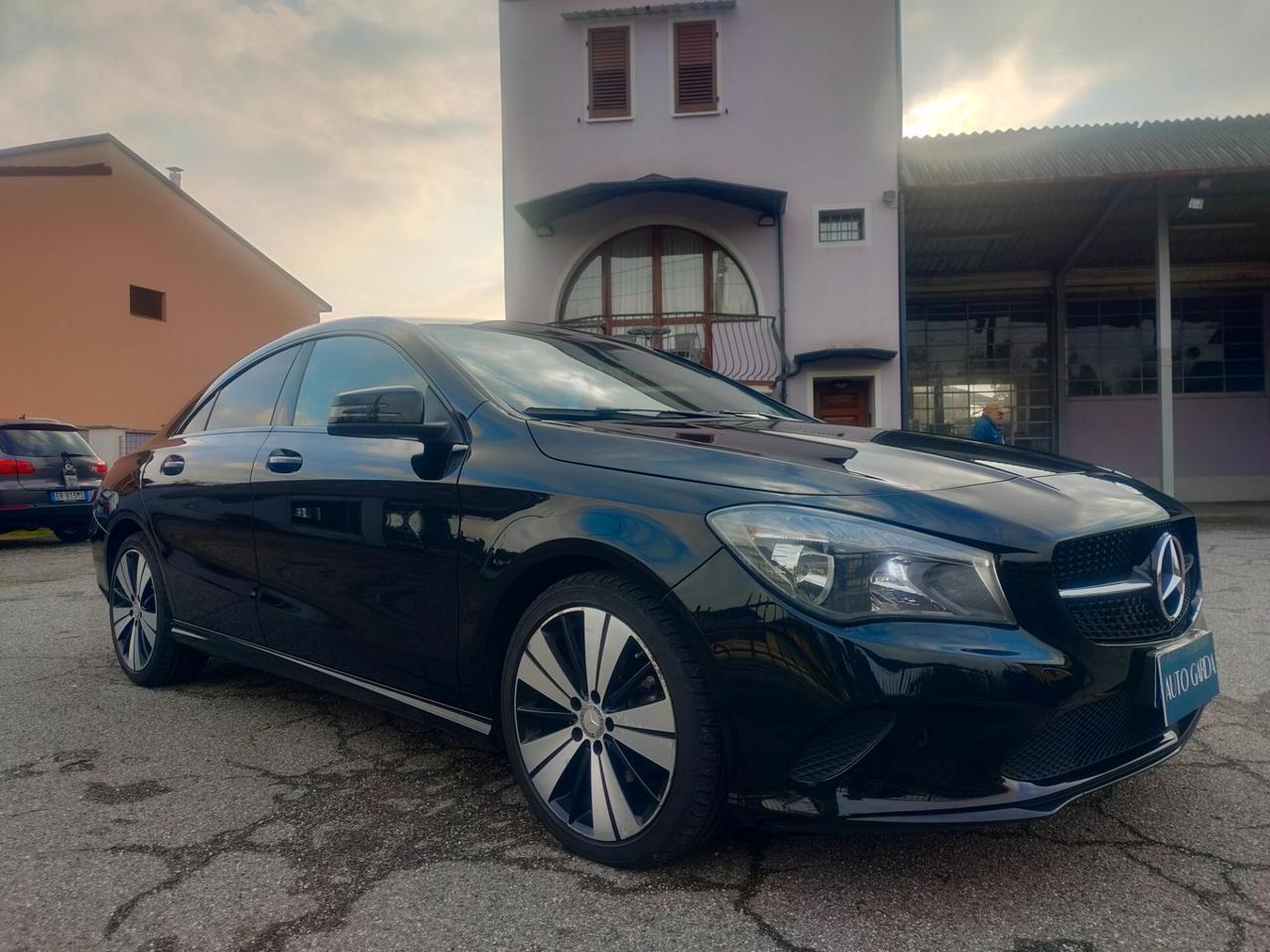 Mercedes-benz CLA 200 d 4Matic Automatic Sport neopatentati