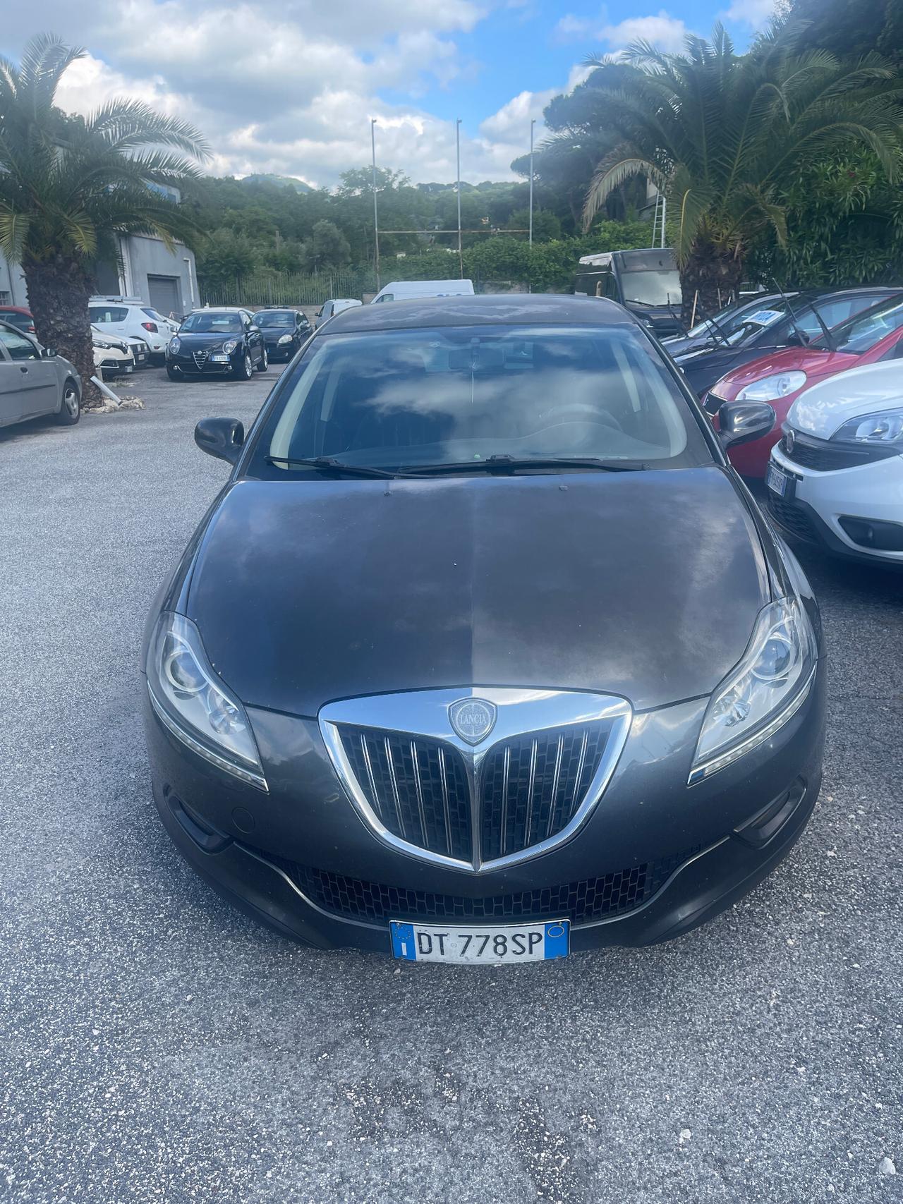 Lancia Delta 1.6 MJT DPF Platino PELLE CLIMA CERCHI