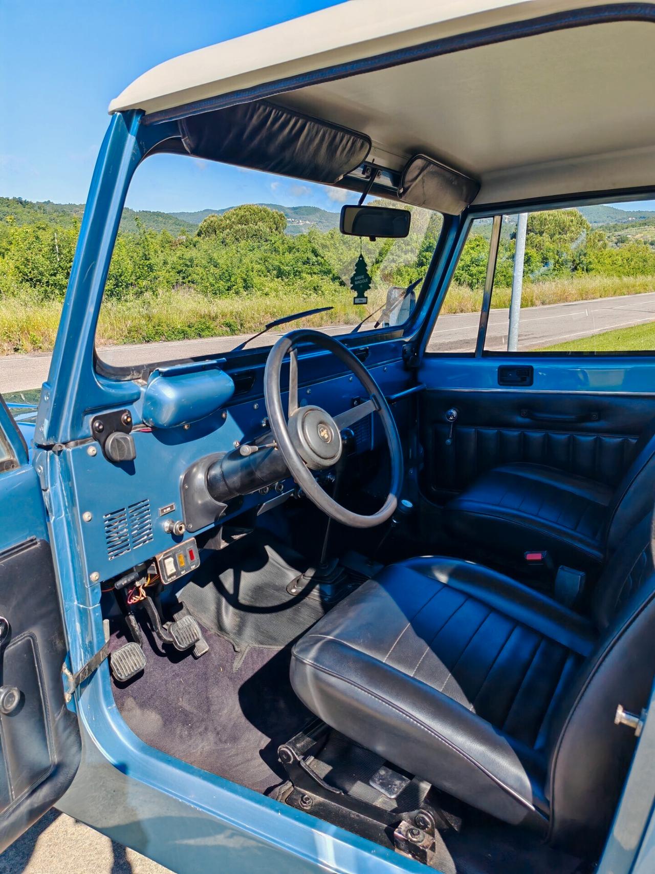 Jeep Wrangler CJ-7 (STUPENDA)