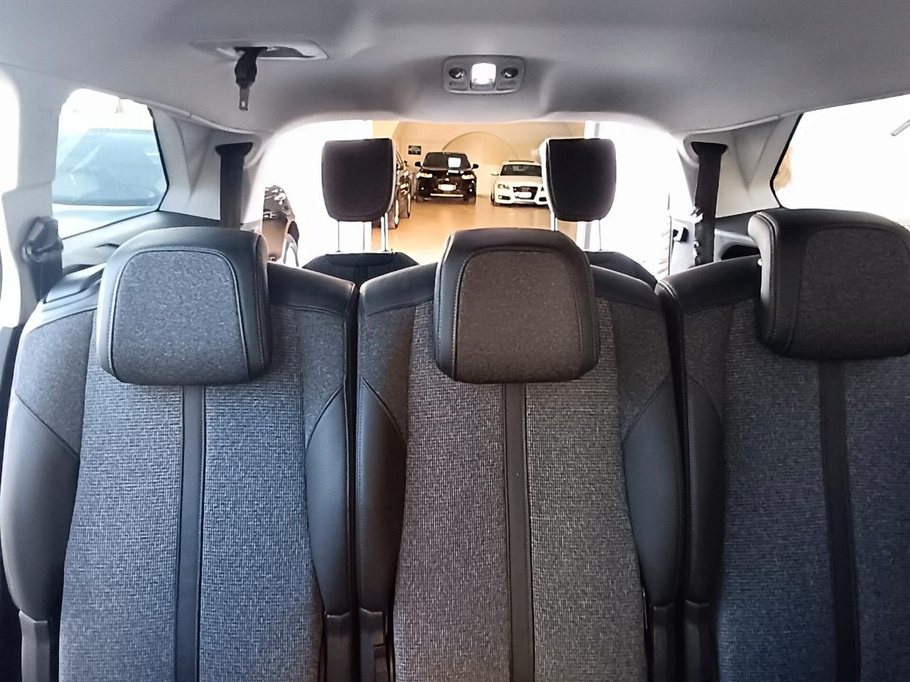 Peugeot 5008 BlueHDi 130 S&S Allure