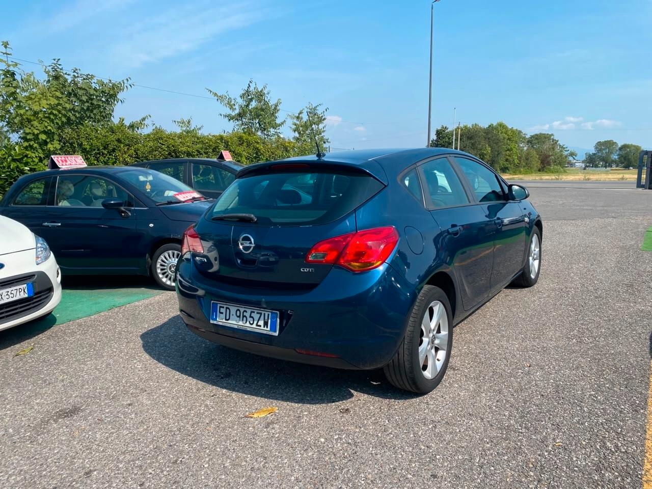 Opel Astra 1.7 CDTI 110CV Station Wagon Cosmo