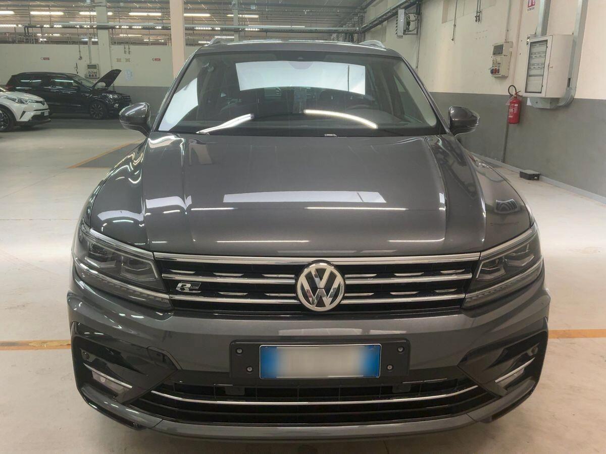 Volkswagen Tiguan 2.0 TDI 150 cv DSG 4MOTION R-LINE