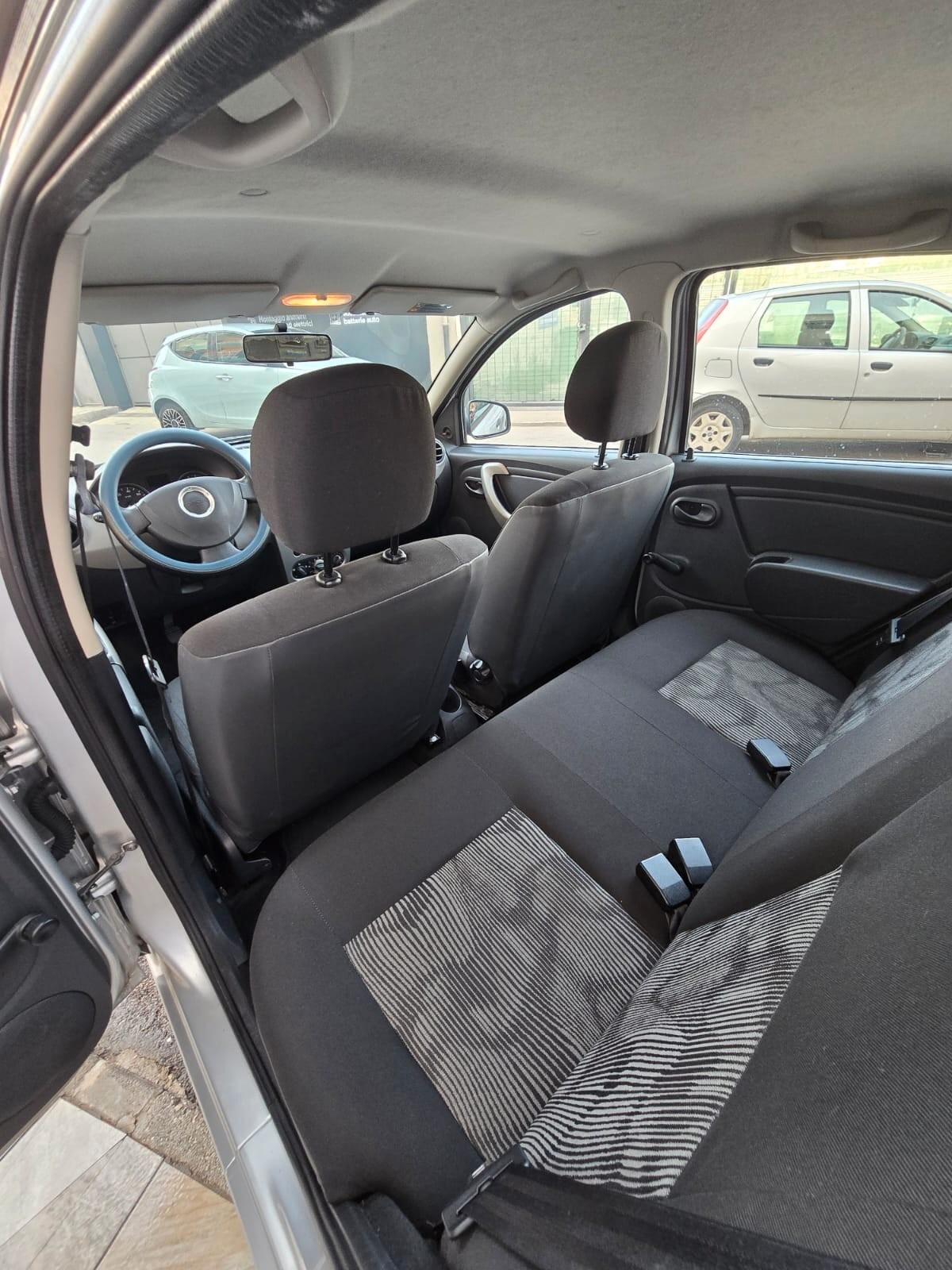 Dacia Sandero 1.4 GPL Lauréate