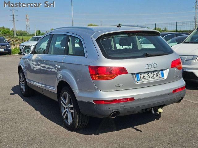 AUDI Q7 Q7 I 2006 3.0 V6 tdi quattro tiptronic DE836NF