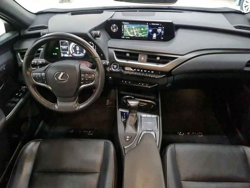 Lexus UX Hybrid Luxury