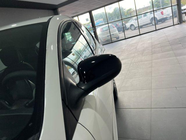 LANCIA Ypsilon 1.2 69 CV 5 porte Silver