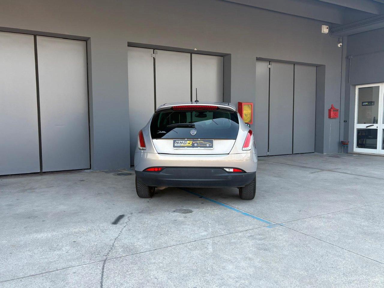 Lancia Delta 1.6 mjt Business 120cv selectronic dpf