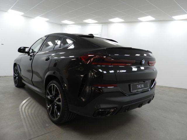 BMW X6 M M60i 48V *Pronta Consegna