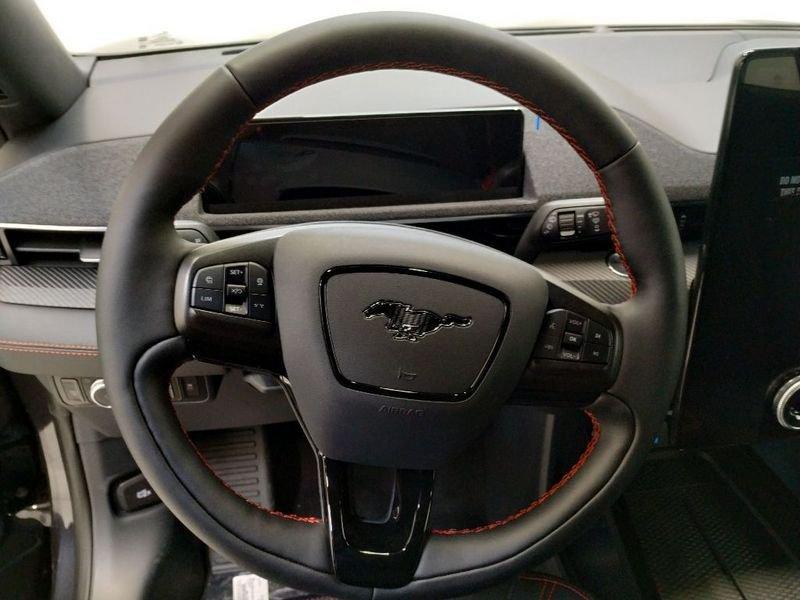 Ford Mustang Mach-E electrico standard range awd 269cv auto