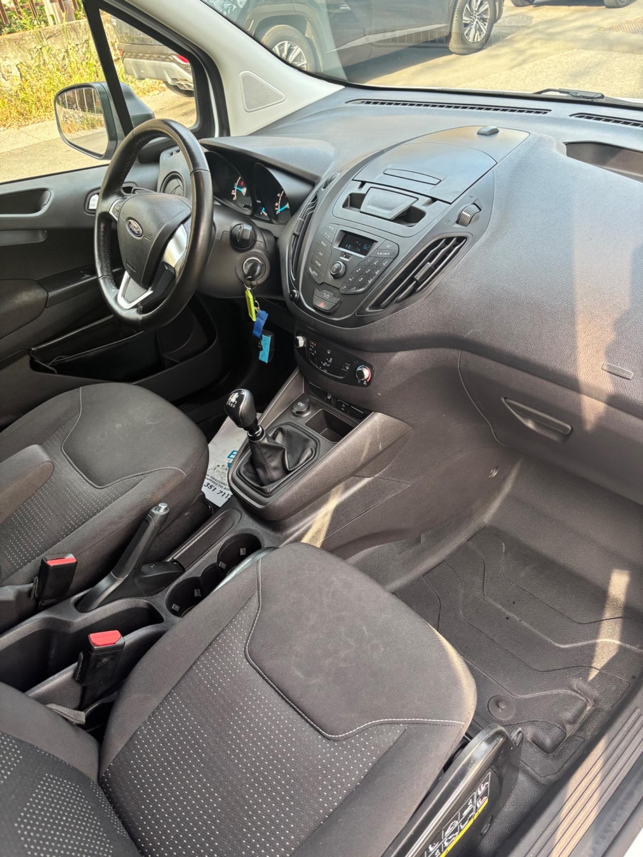 Ford Transit Courier 1.5 TDCi 2022