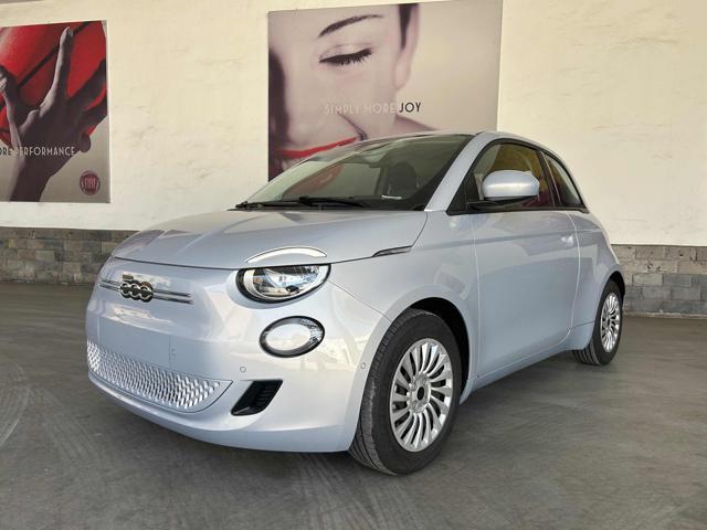 FIAT 500e Berlina 42 kWh + PACK TECH PREZZO REALE