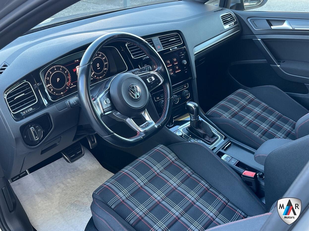 Volkswagen Golf GTI Performance 2.0 245 CV TSI DSG 5p. BMT
