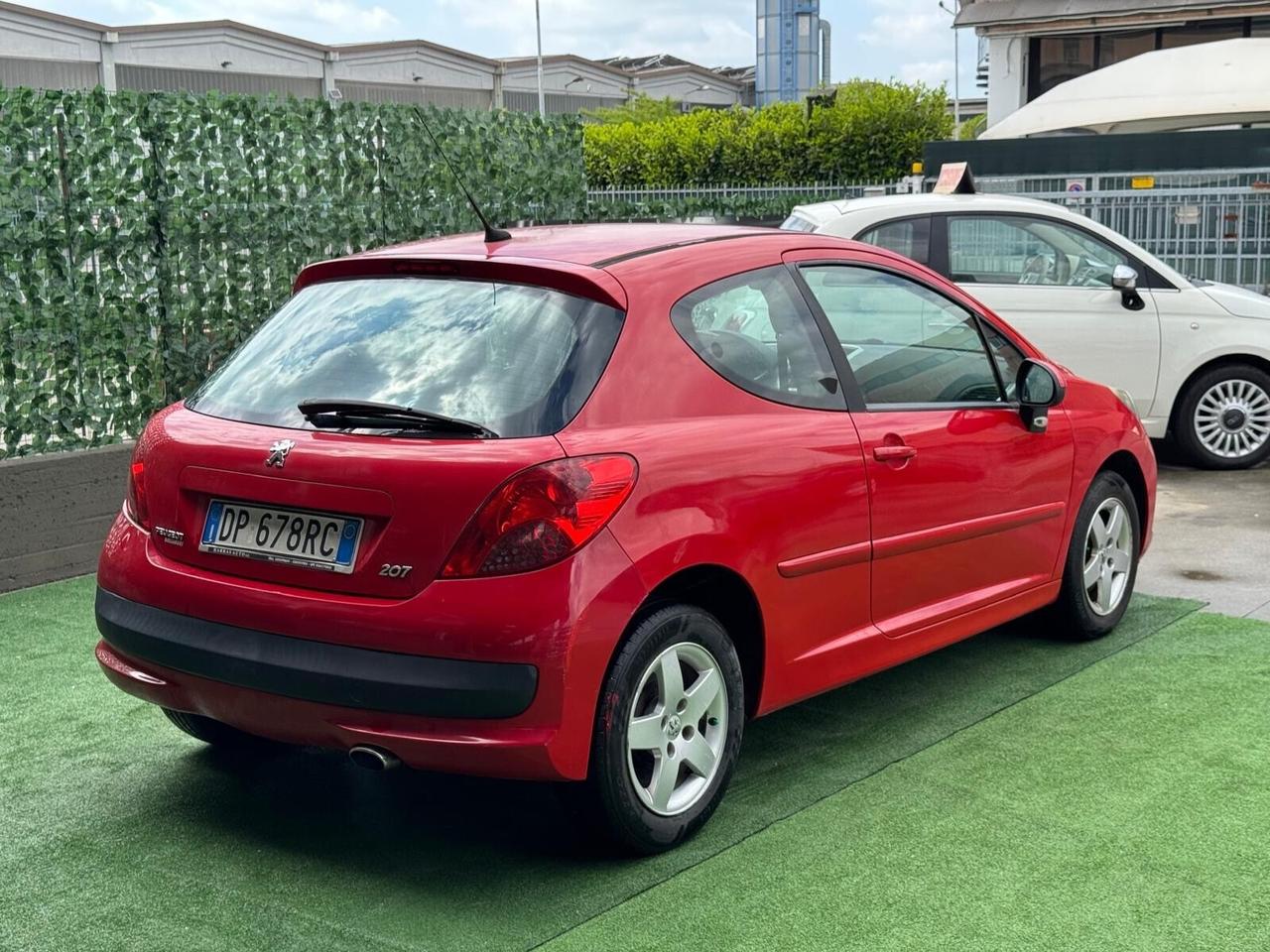 Peugeot 207 1.4 8V 75CV 3p. X Line