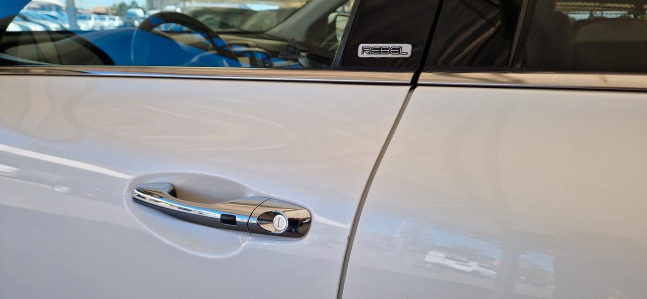 Kia Sorento 2.2 CRDi 200cv AWD Feel Rebel