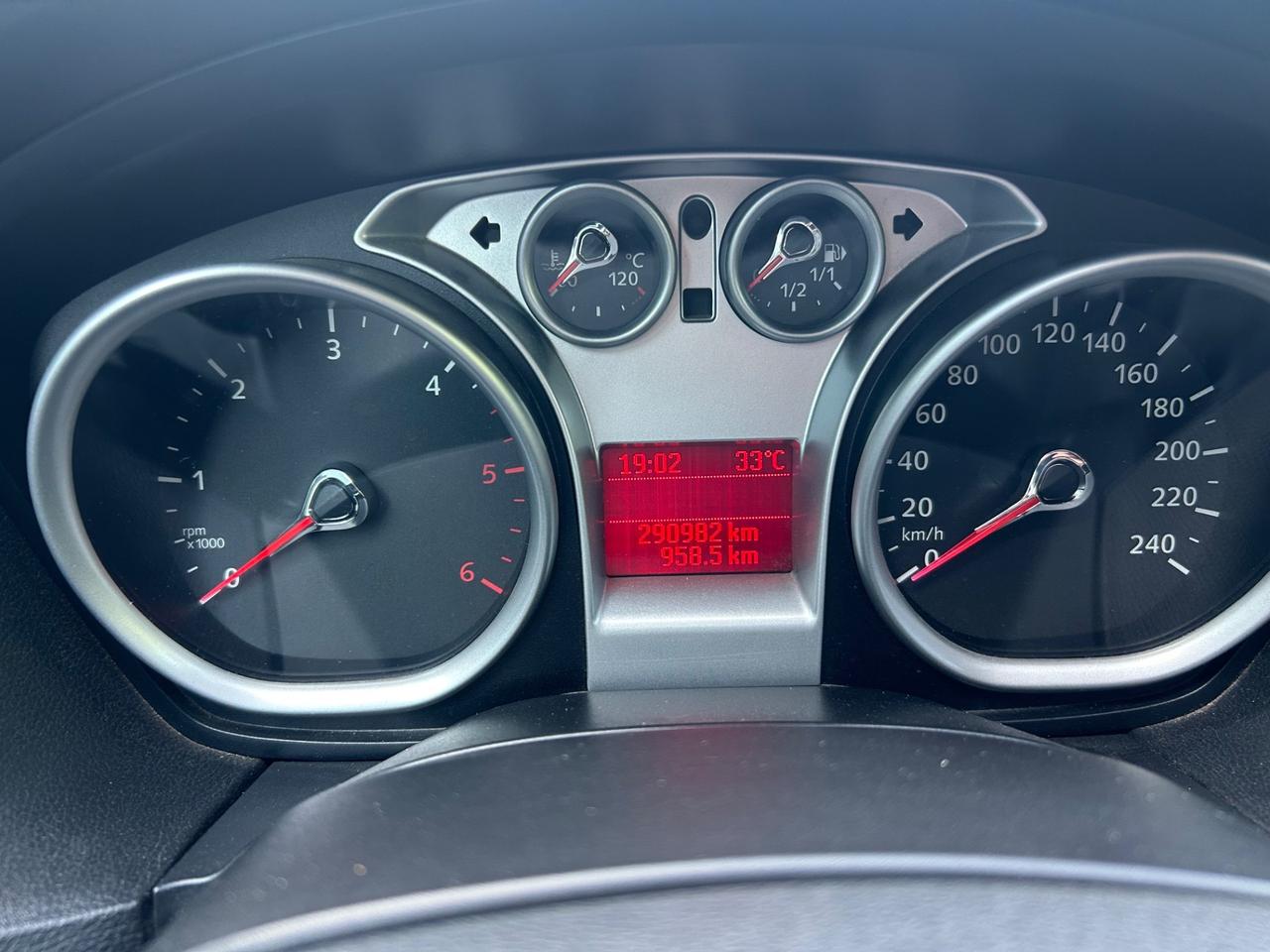 Ford Focus 1.6 TDCi (90CV) SW Tit.*Neo patentati *