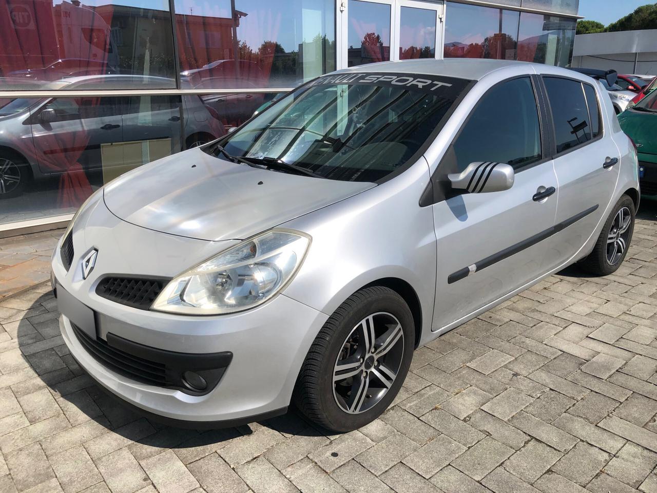 Renault Clio 1.2 16V 5 porte