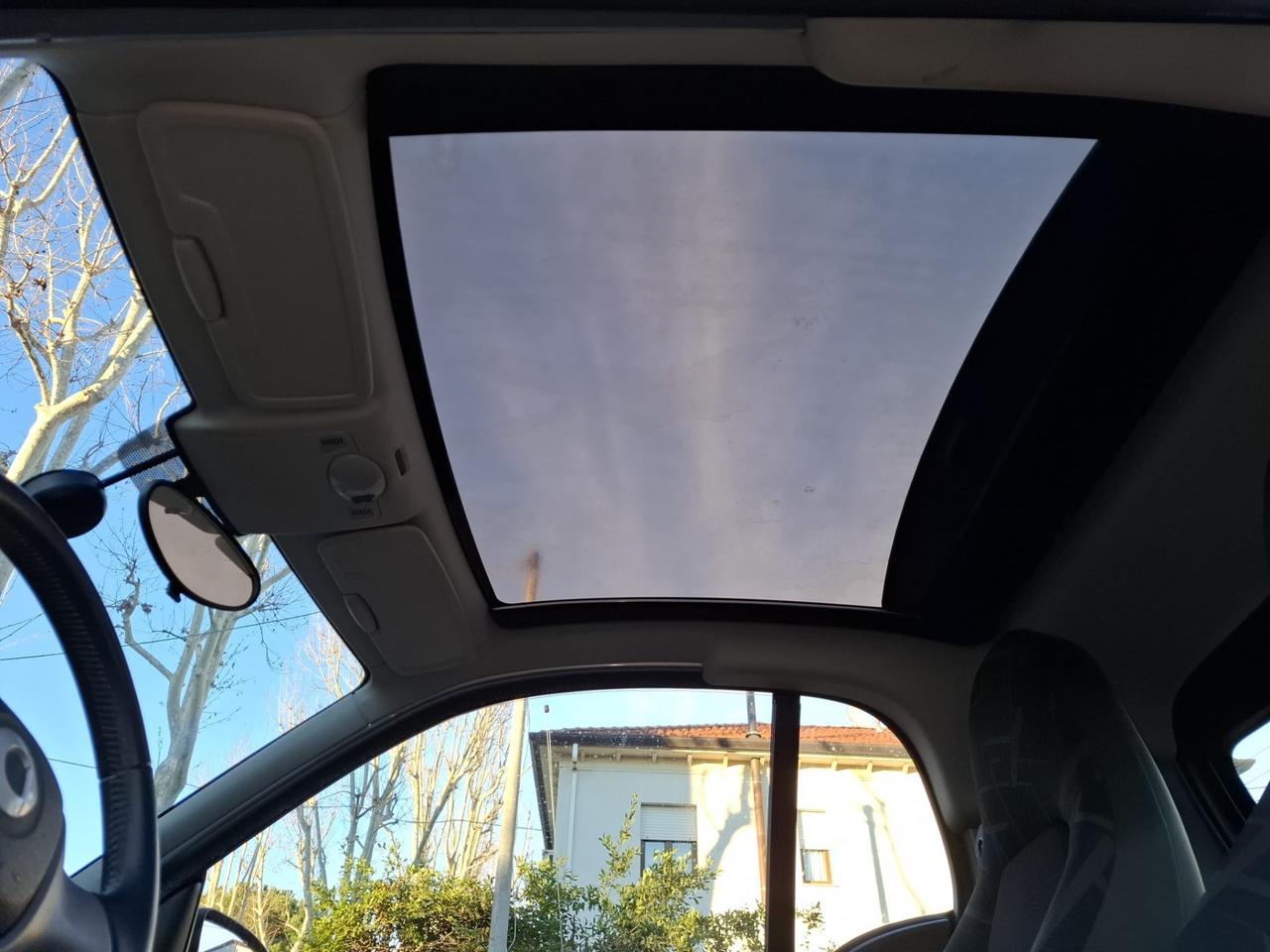 Smart ForTwo 1000 52 kW coupé passion