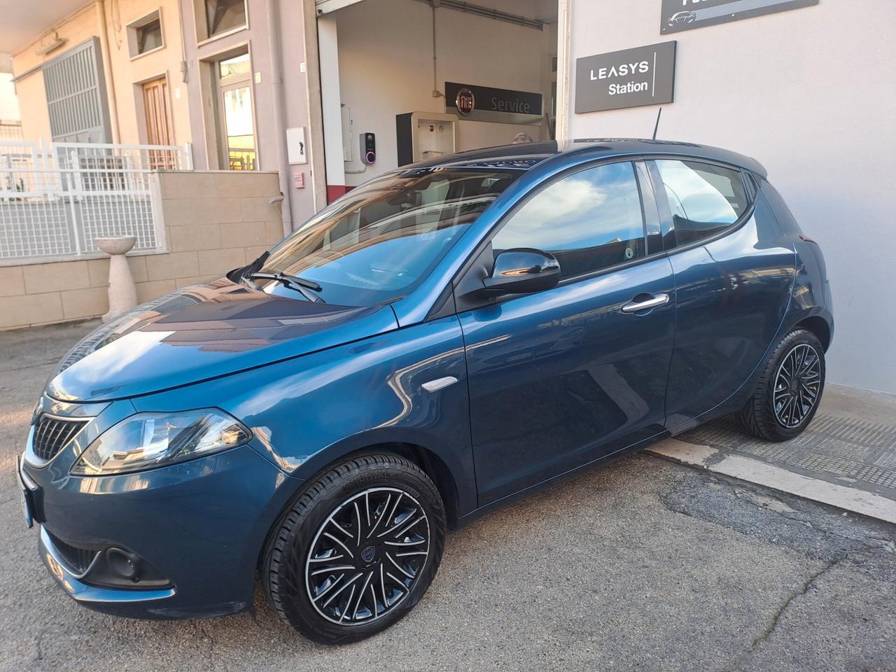 Lancia Ypsilon 1.0 FireFly 5 porte S&S Hybrid Ecochic Gold