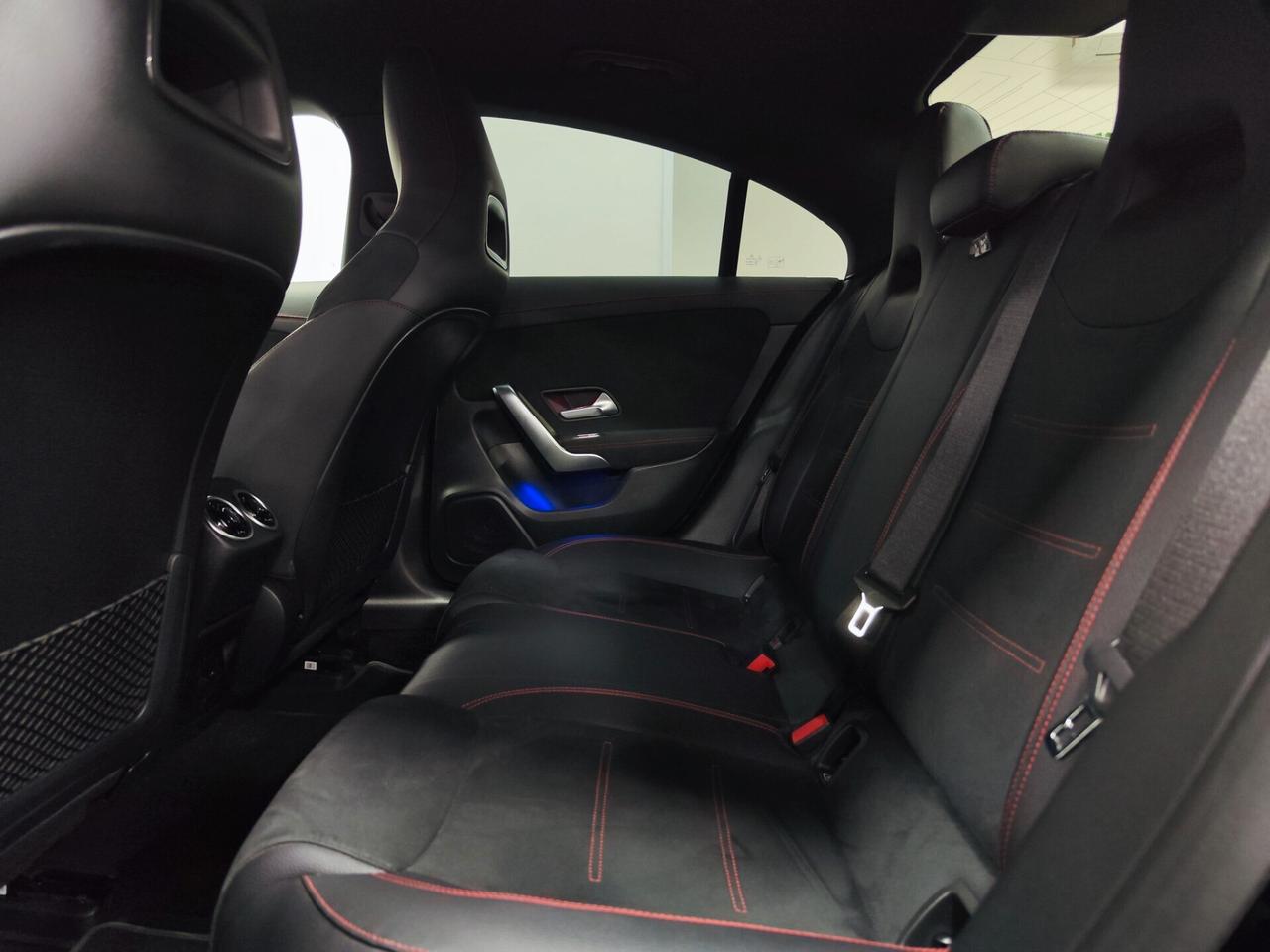 Mercedes-benz CLA 180 d Premium AMG FULL