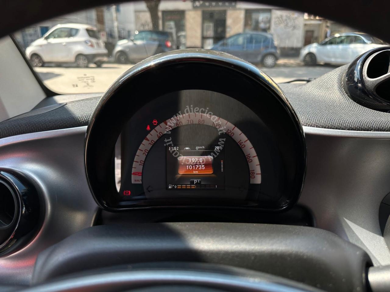 Smart ForTwo 70 1.0 twinamic Prime PELLE USB