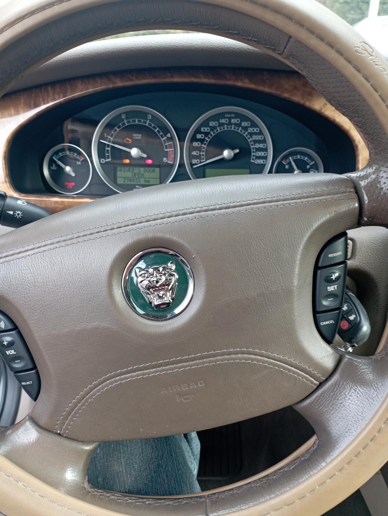 Jaguar S-Type 2.7 diesel V6 Executive