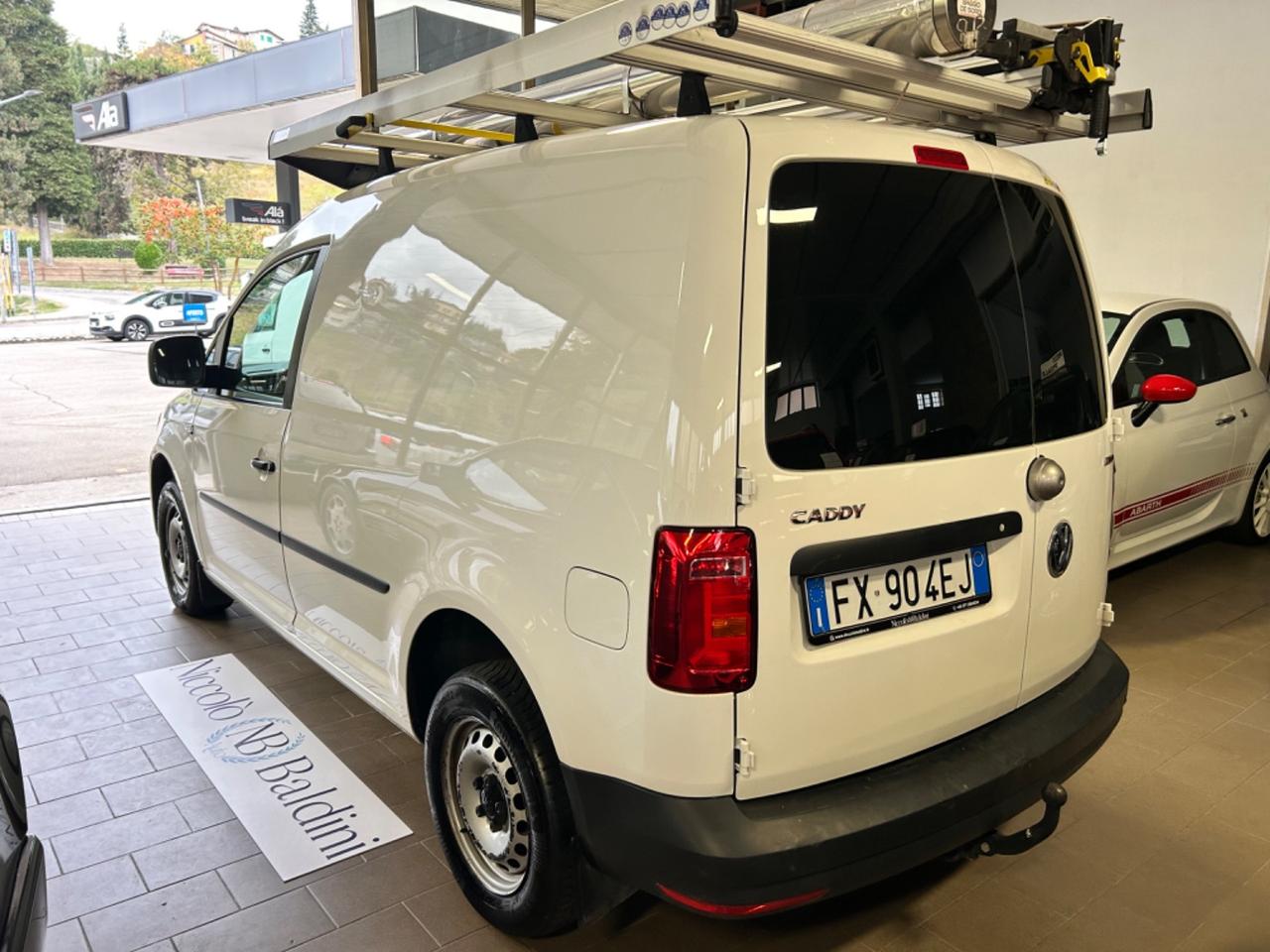 Volkswagen Caddy 4Motion 2.0 TDI 122 CV Gancio traino