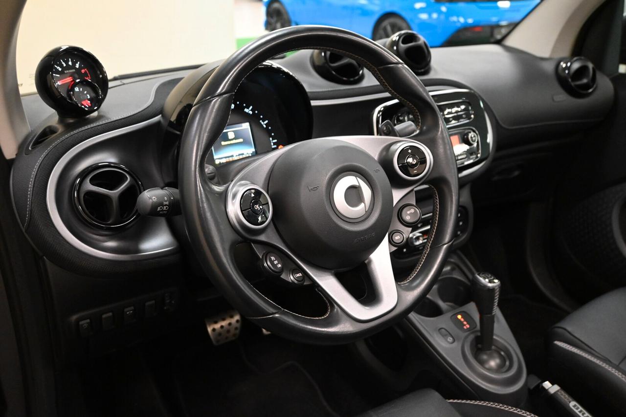 SMART fortwo 3ªs.(C/A453) fortwo BRABUS 0.9 Tu...