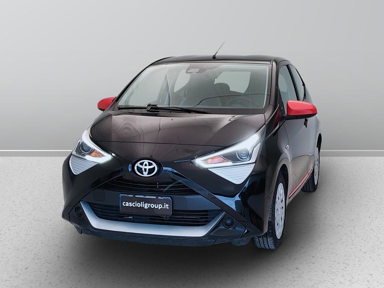 TOYOTA Aygo II 2018 5p - Aygo 5p 1.0 x-play m-mt 72cv