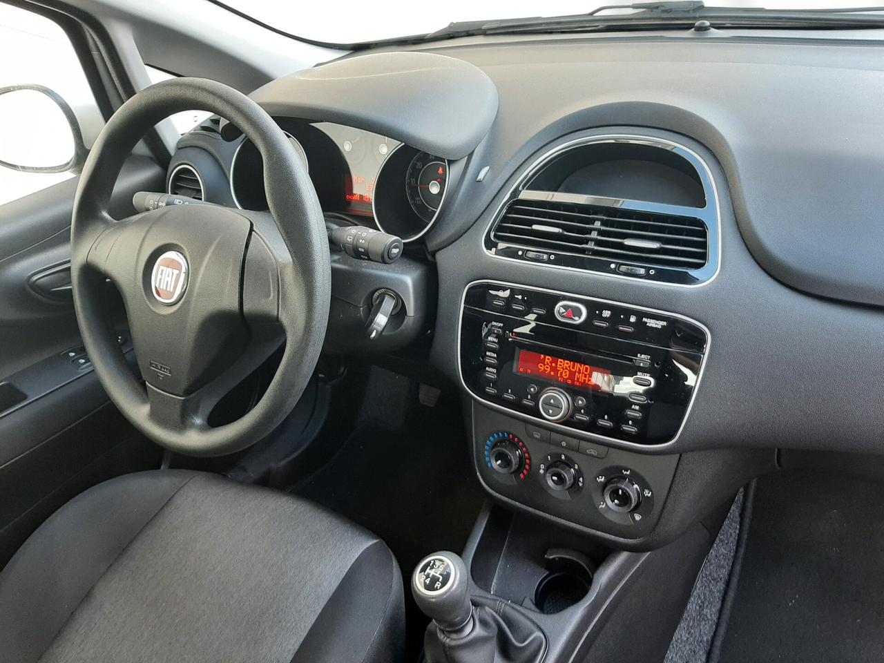 Fiat Punto 1.4 77cv 5p Natural Power Street