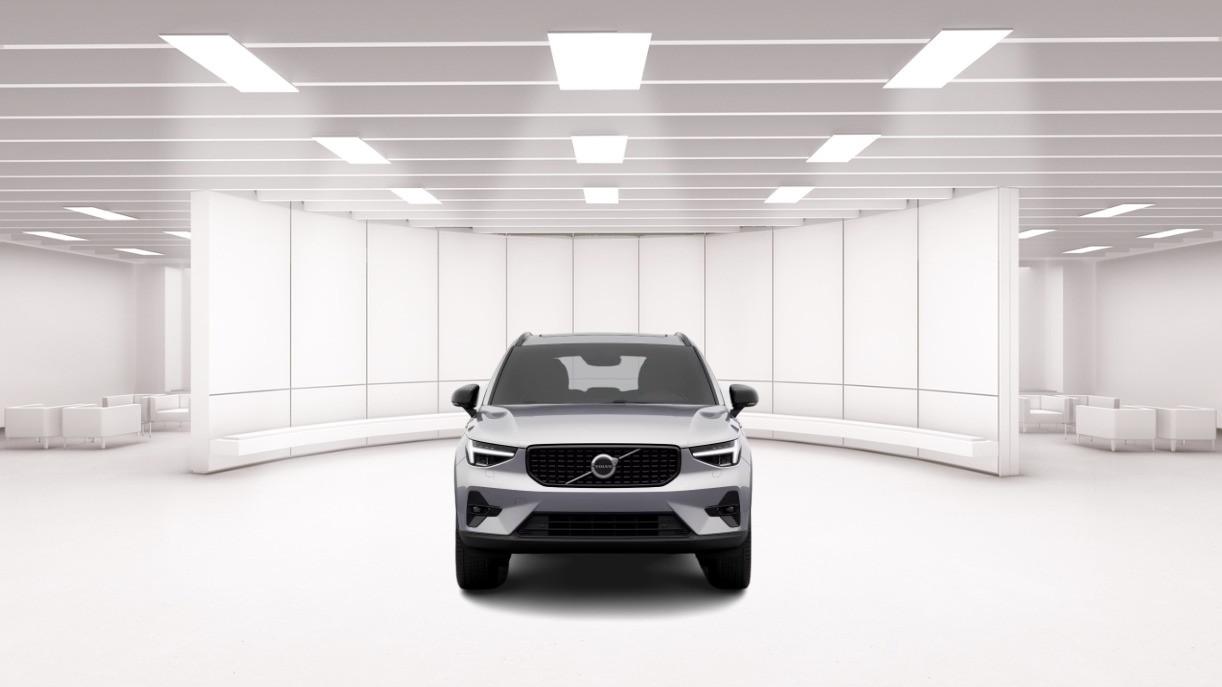 VOLVO Xc40 B3 Mild Hybrid Automatico Ultra Dark