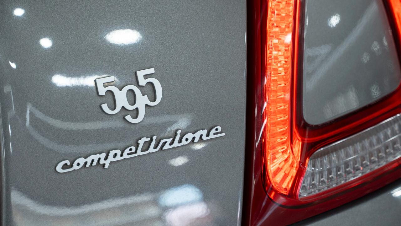 Abarth 595 Competizione 1.4 T JET 180 CV SABELT BREMBO XENO NAVI FULL OPTI