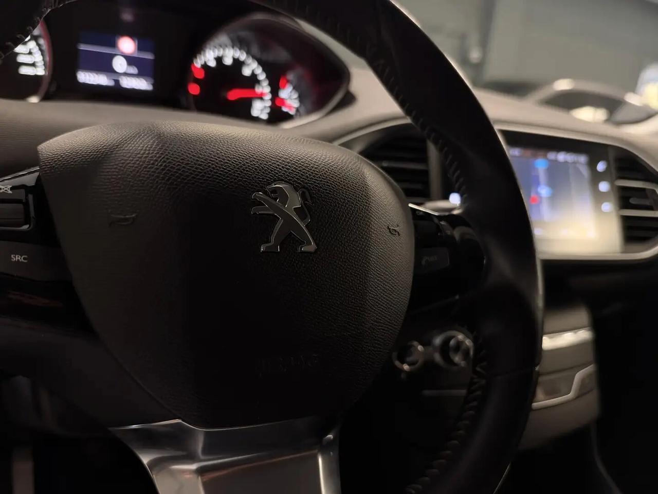 Peugeot 308 BlueHDi 100 S&S SW Active