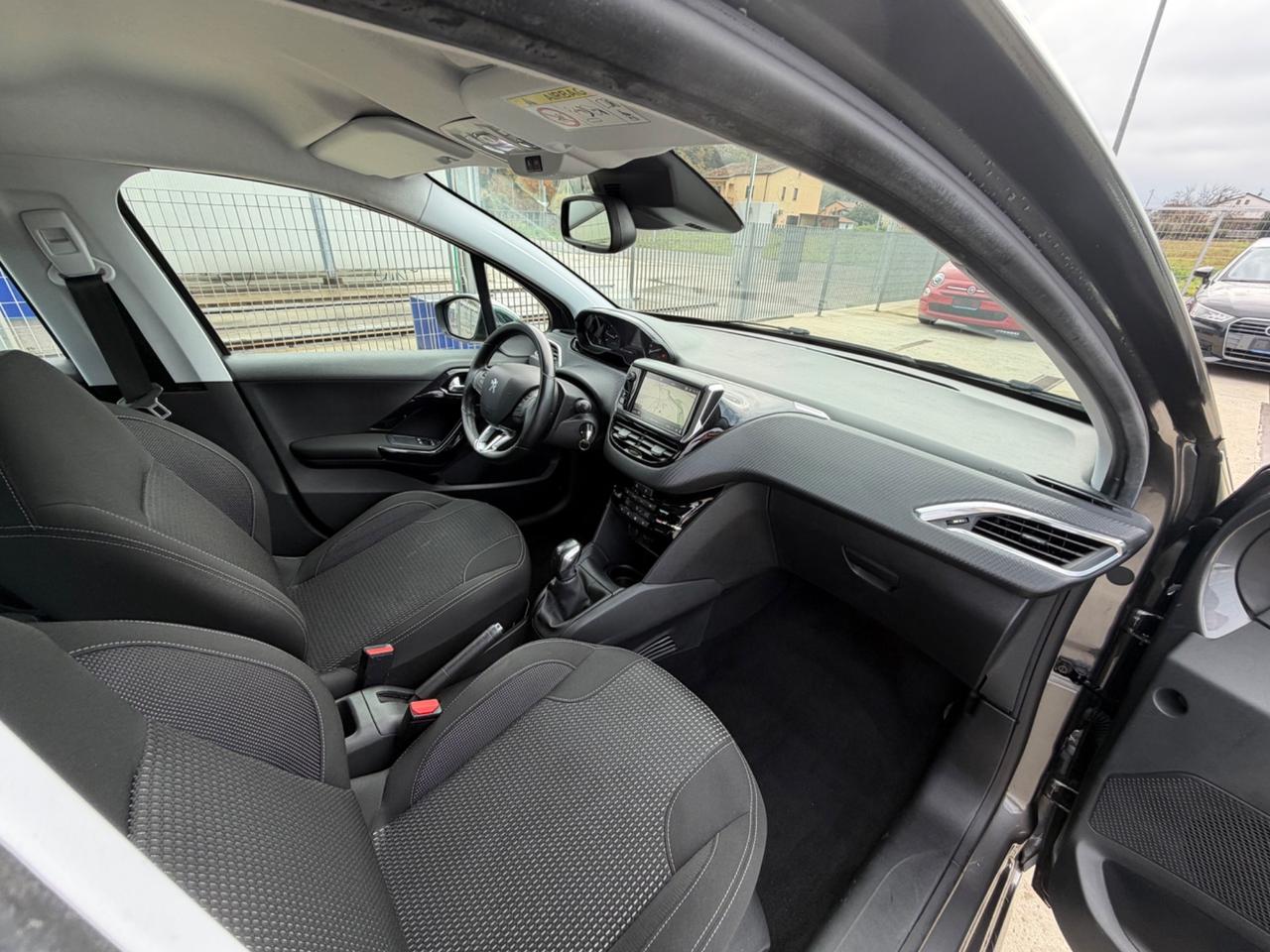 Peugeot 208 BlueHDi 100 S&S 5 porte Allure