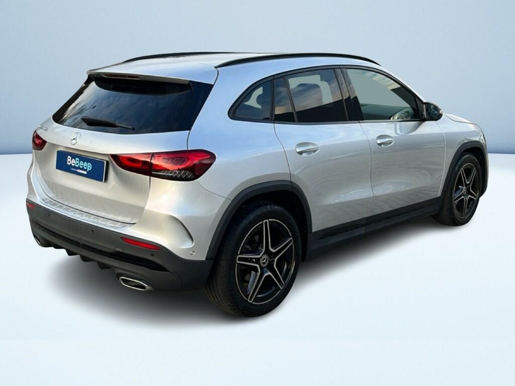 Mercedes GLA 200 200 D Premium 8G-DCT