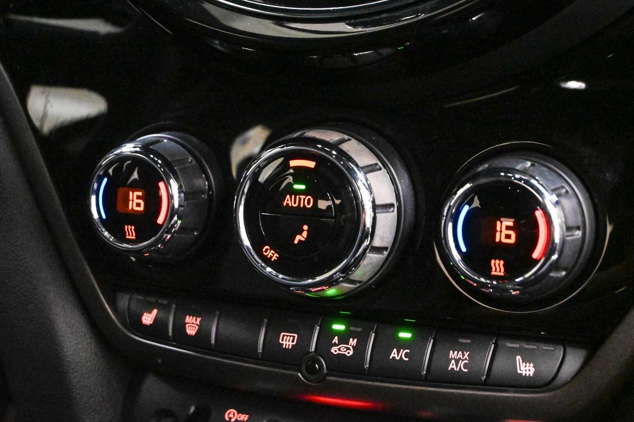 MINI Mini Countrym.(F60) Mini 1.5 Cooper Busine...