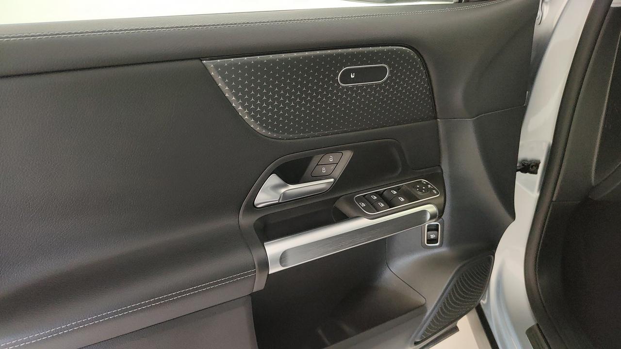 Mercedes-Benz GLB 180 d Progressive Advanced auto