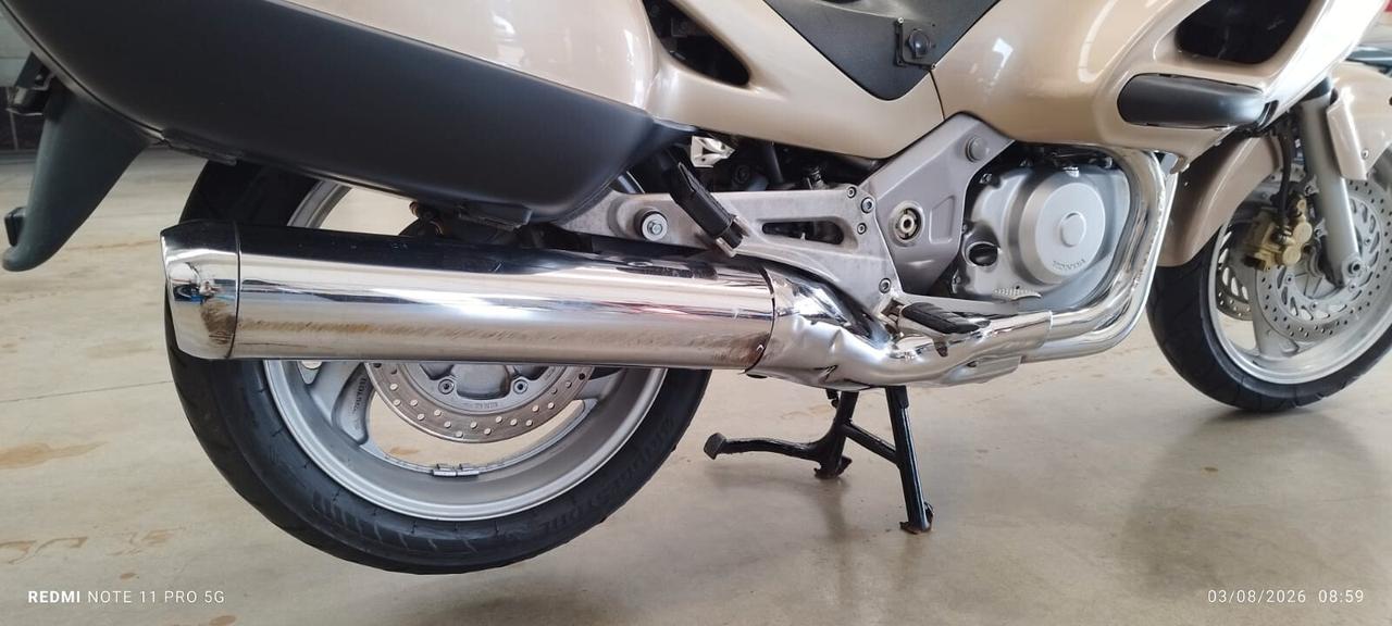 Honda Deauville 650