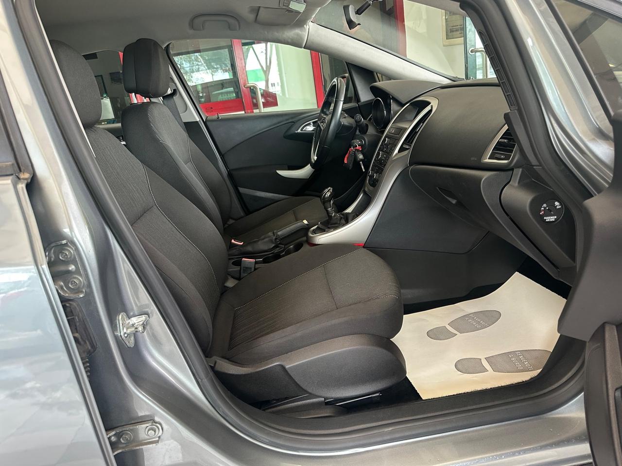 Opel Astra 1.7 CDTI 110CV 5 porte Cosmo
