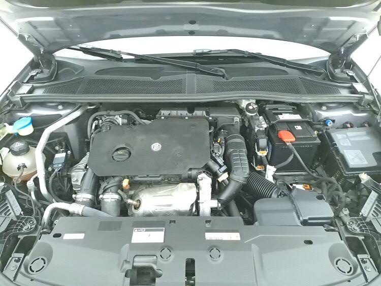 Peugeot 308 SW Allure Pack EAT8 BR214194 1.5 Diesel 131CV