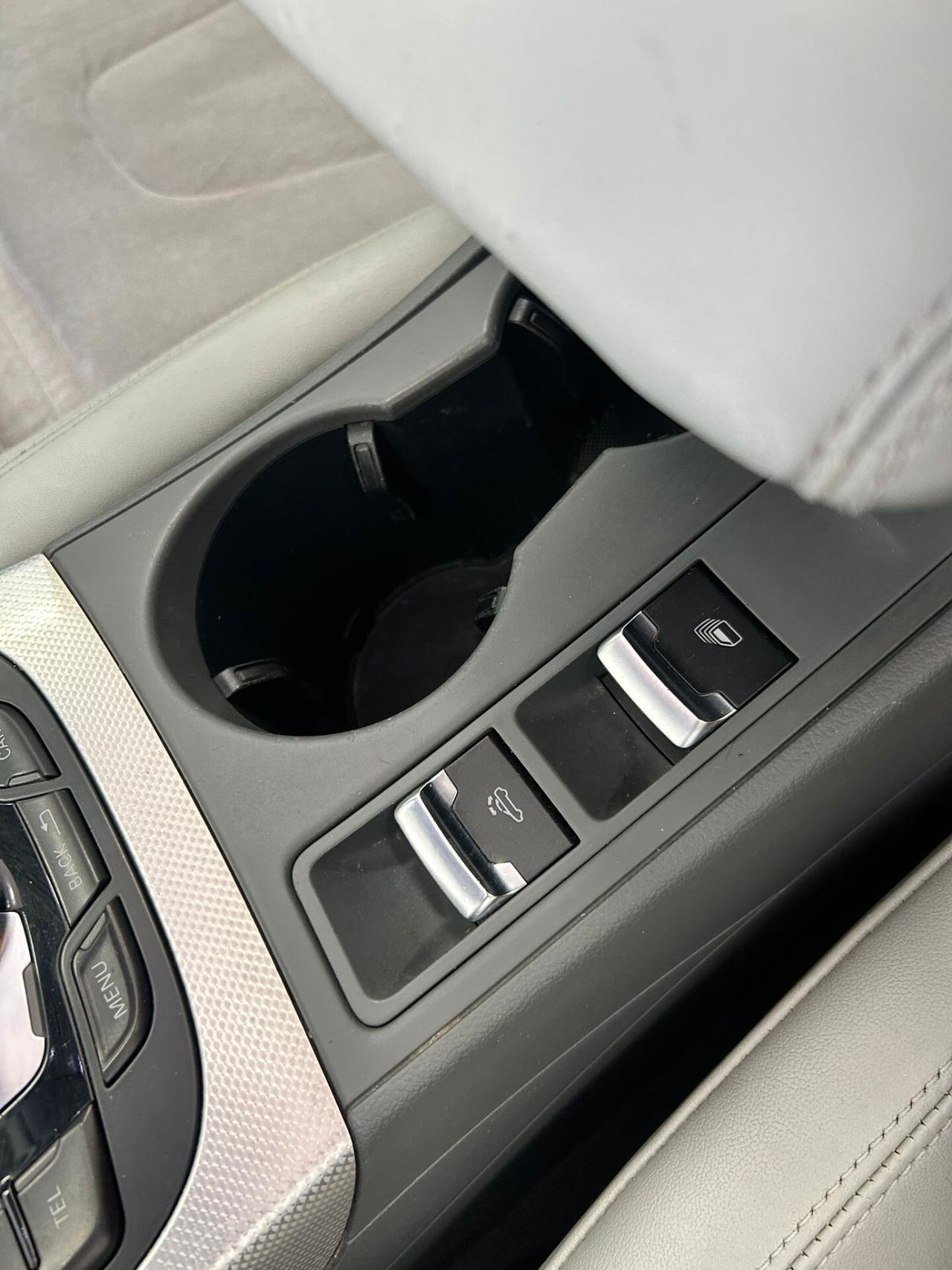 Audi A5 2.0D CABRIO 2012
