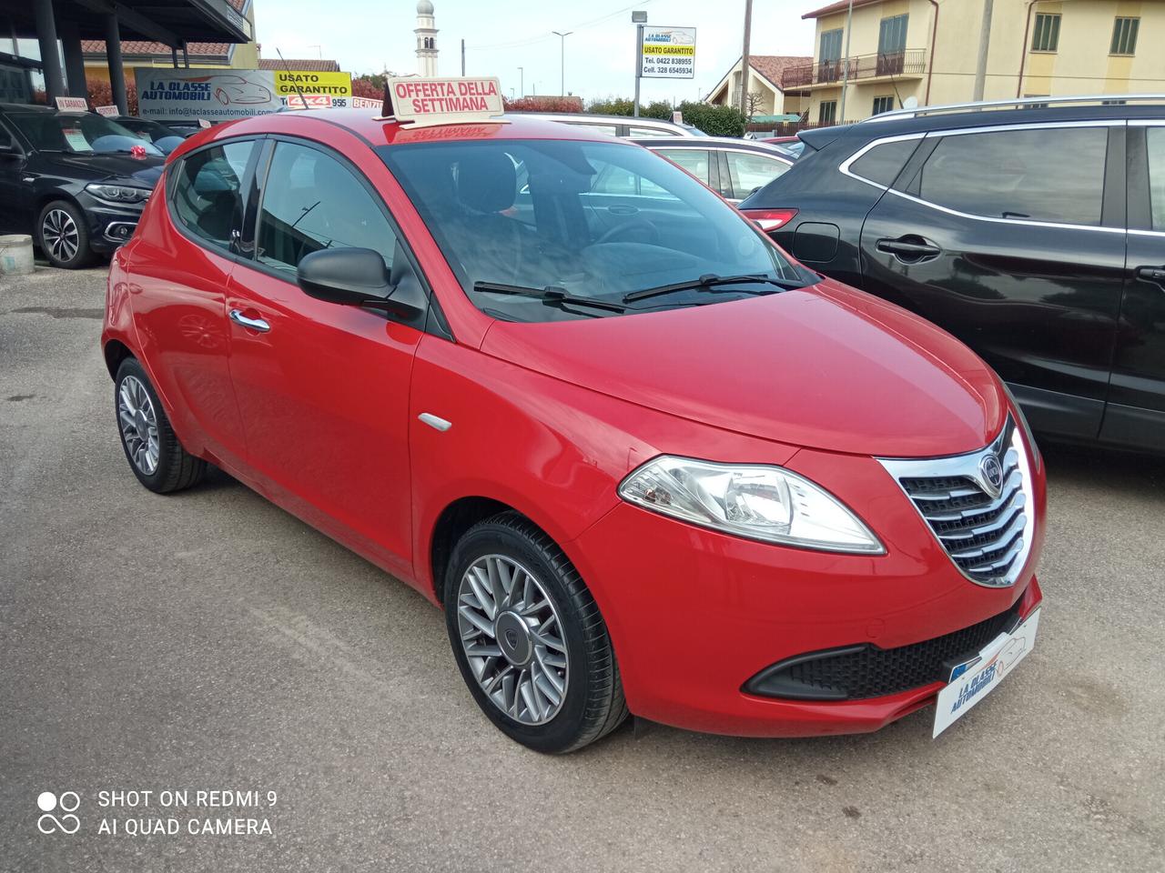 Lancia Ypsilon 1.2 69 CV 5 porte Ecochic Gold