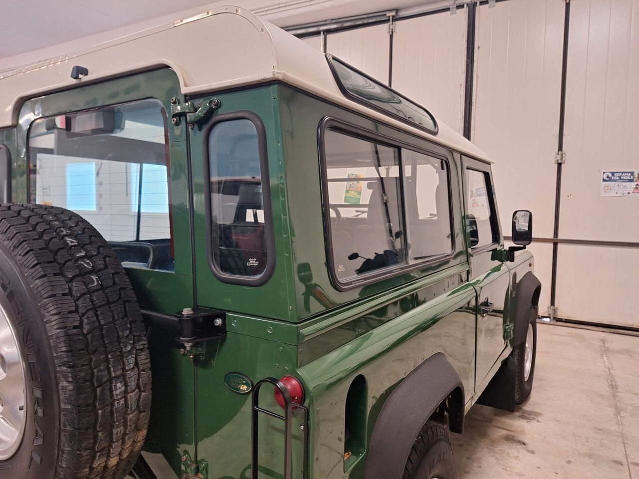 Land Rover Defender td5